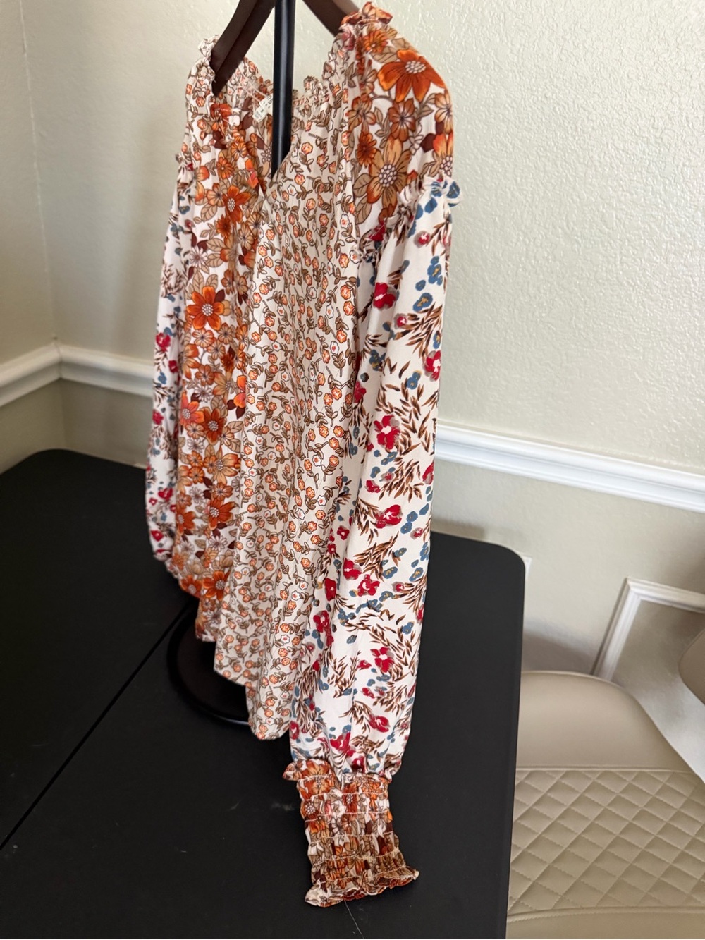 Umgee mixed print blouse size large - Picture 9 of 10